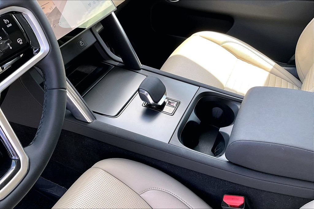 Certified 2025 Land Rover Discovery Sport S AWD/4WD image 16