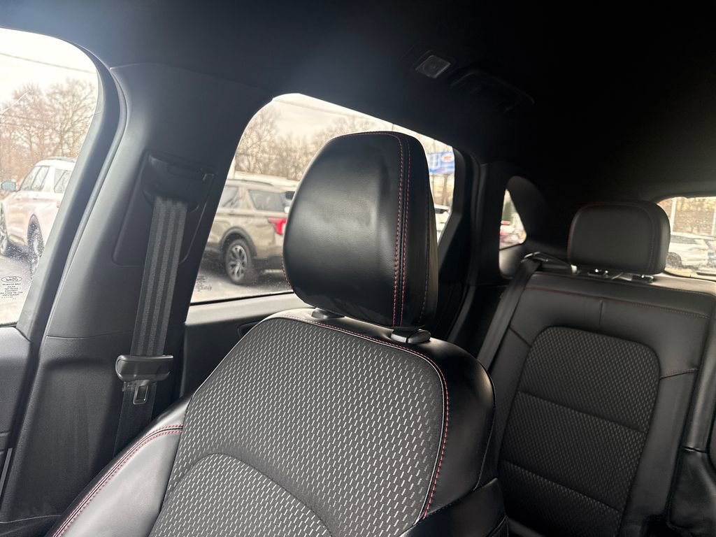 Used 2025 Ford Escape ST-Line Select w/ Tech Pack #1 image 42