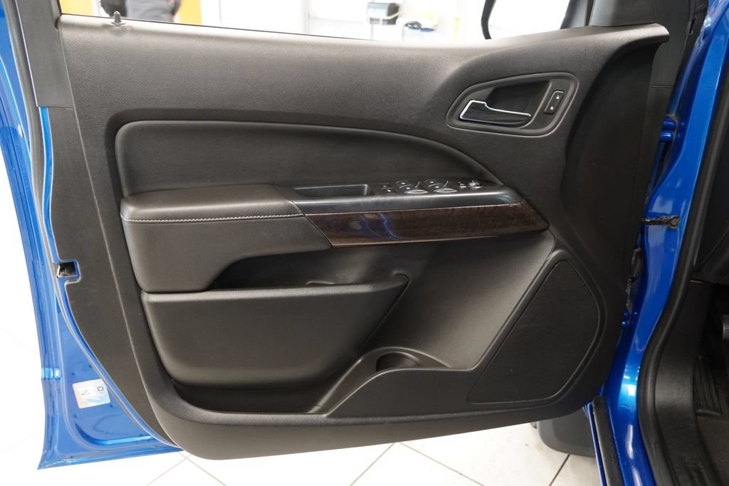 Used 2018 GMC Canyon SLE w/ SLE Convenience Package AWD/4WD image 16