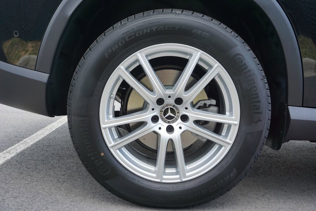 Certified 2025 Mercedes-Benz GLC 300 4MATIC image 16