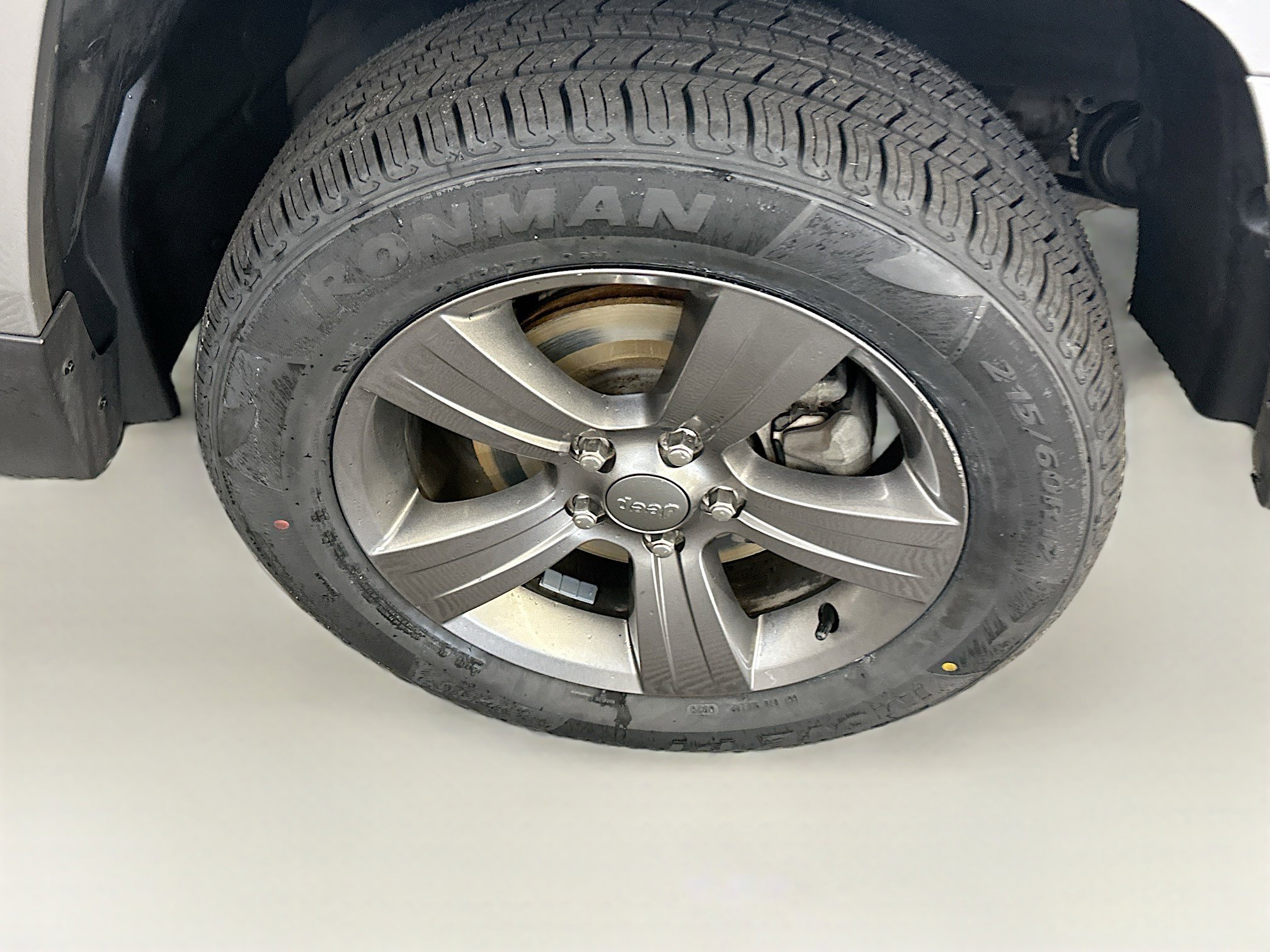 Used 2015 Jeep Patriot High Altitude AWD/4WD image 11