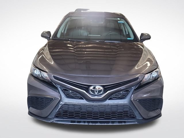 Used 2024 Toyota Camry SE FWD image 6
