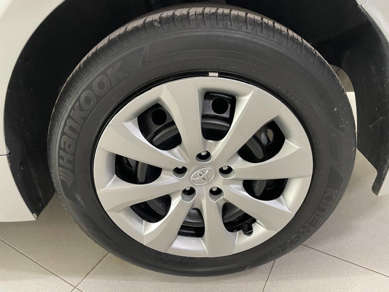 Used 2024 Toyota Corolla LE image 11