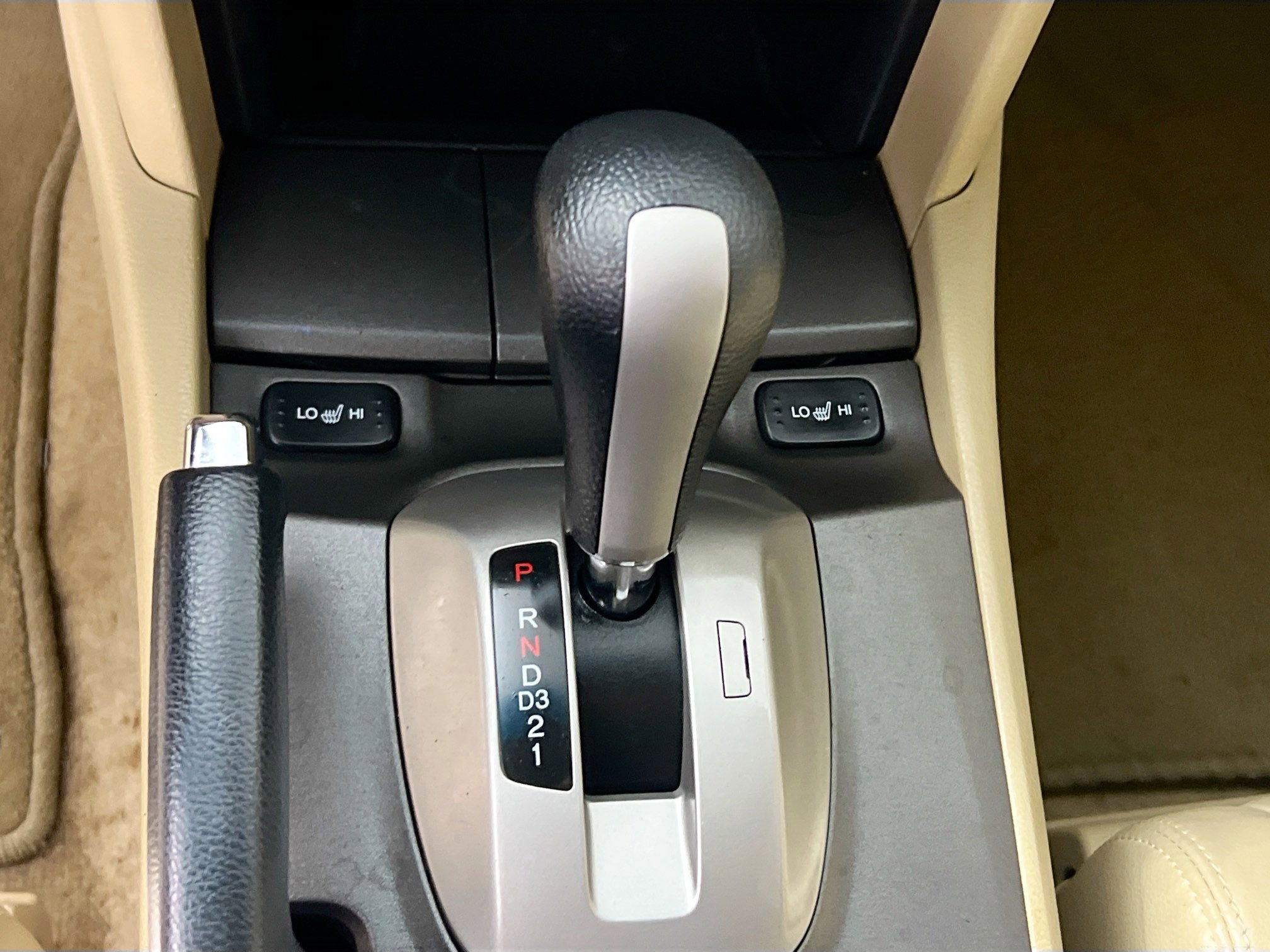 Used 2011 Honda Accord EX-L image 24