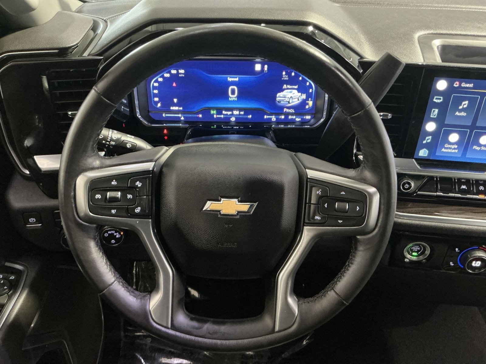 Used 2022 Chevrolet Silverado 1500 LT AWD/4WD image 17