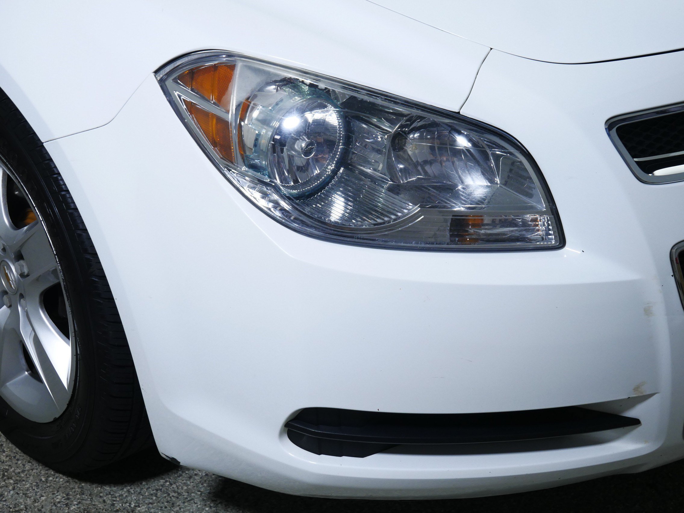 Used 2011 Chevrolet Malibu LS FWD image 16