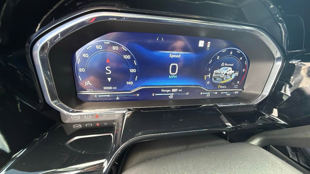 Certified 2025 Chevrolet Silverado 2500 LTZ w/ LTZ Premium Package image 36