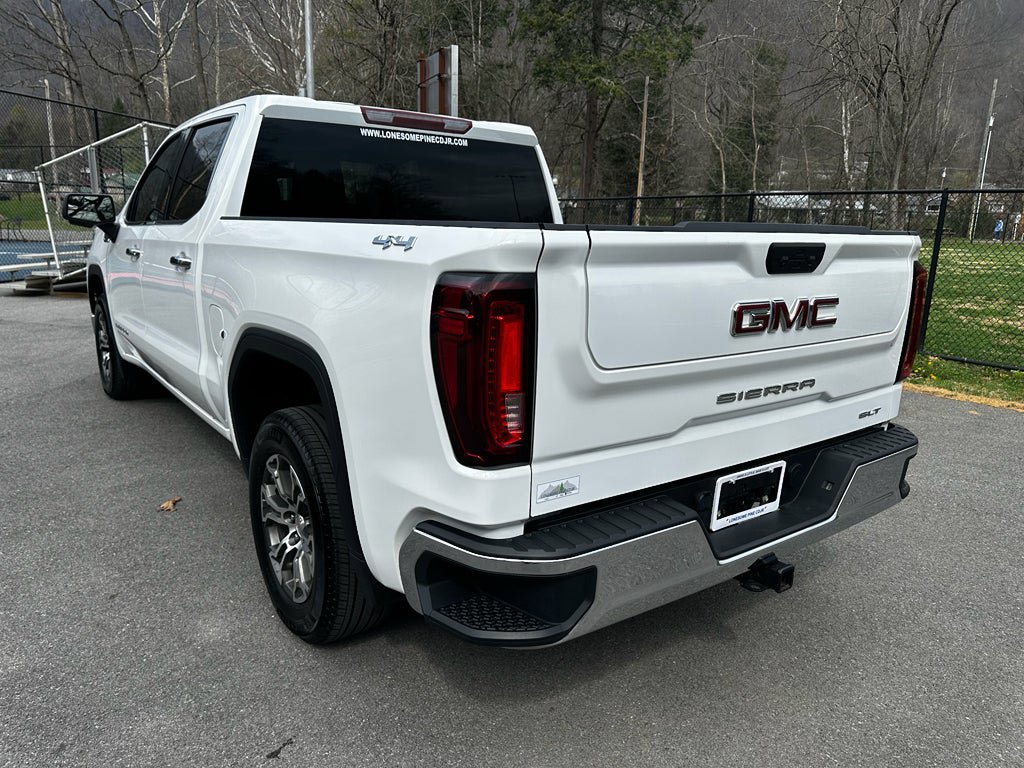 Used 2025 GMC Sierra 1500 SLT AWD/4WD image 6
