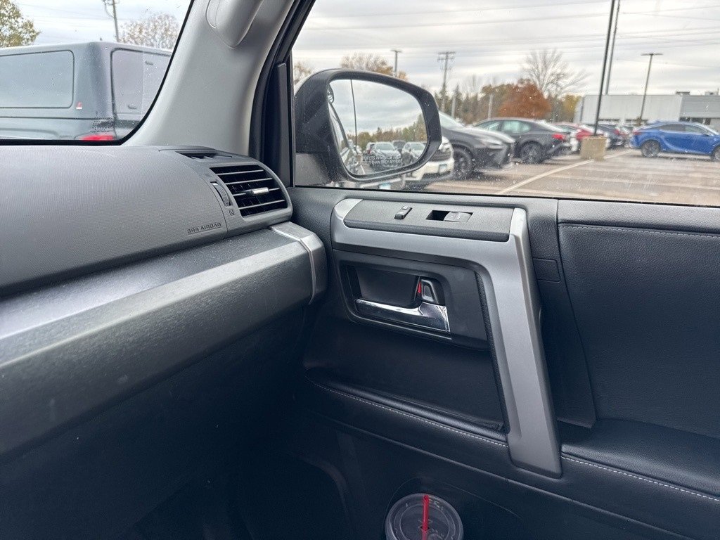 Used 2022 Toyota 4Runner SR5 Premium image 21