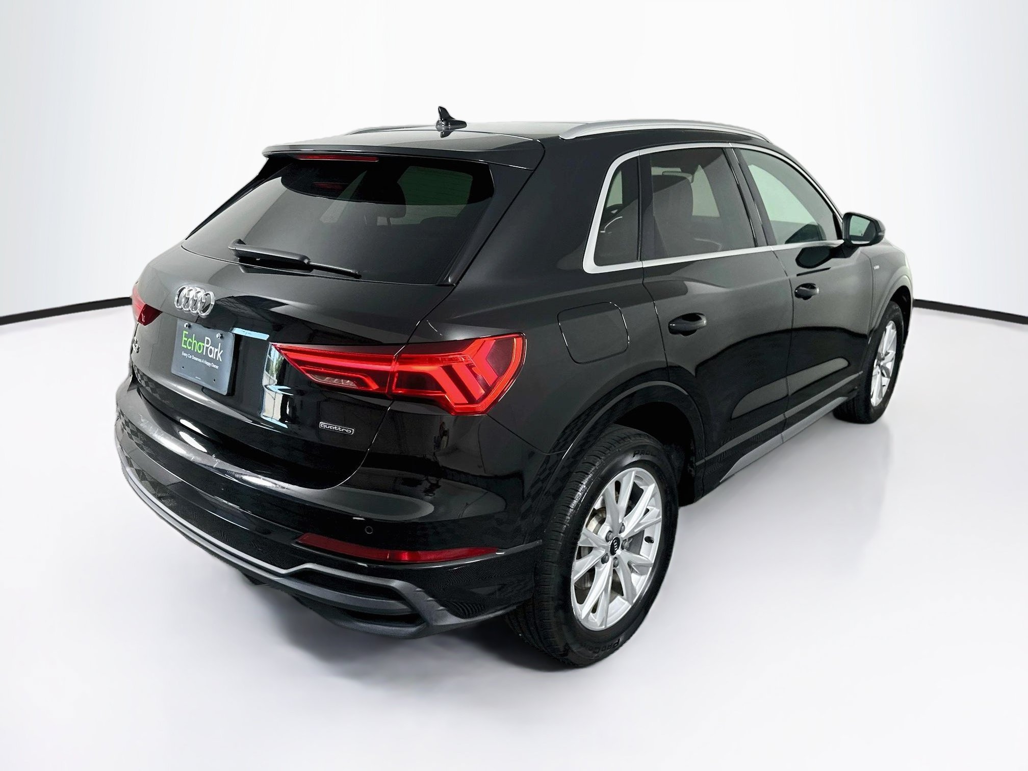 Used 2025 Audi Q3 2.0T Premium AWD/4WD image 9