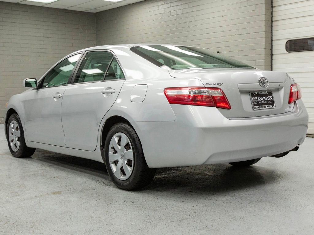 Used 2008 Toyota Camry LE image 30