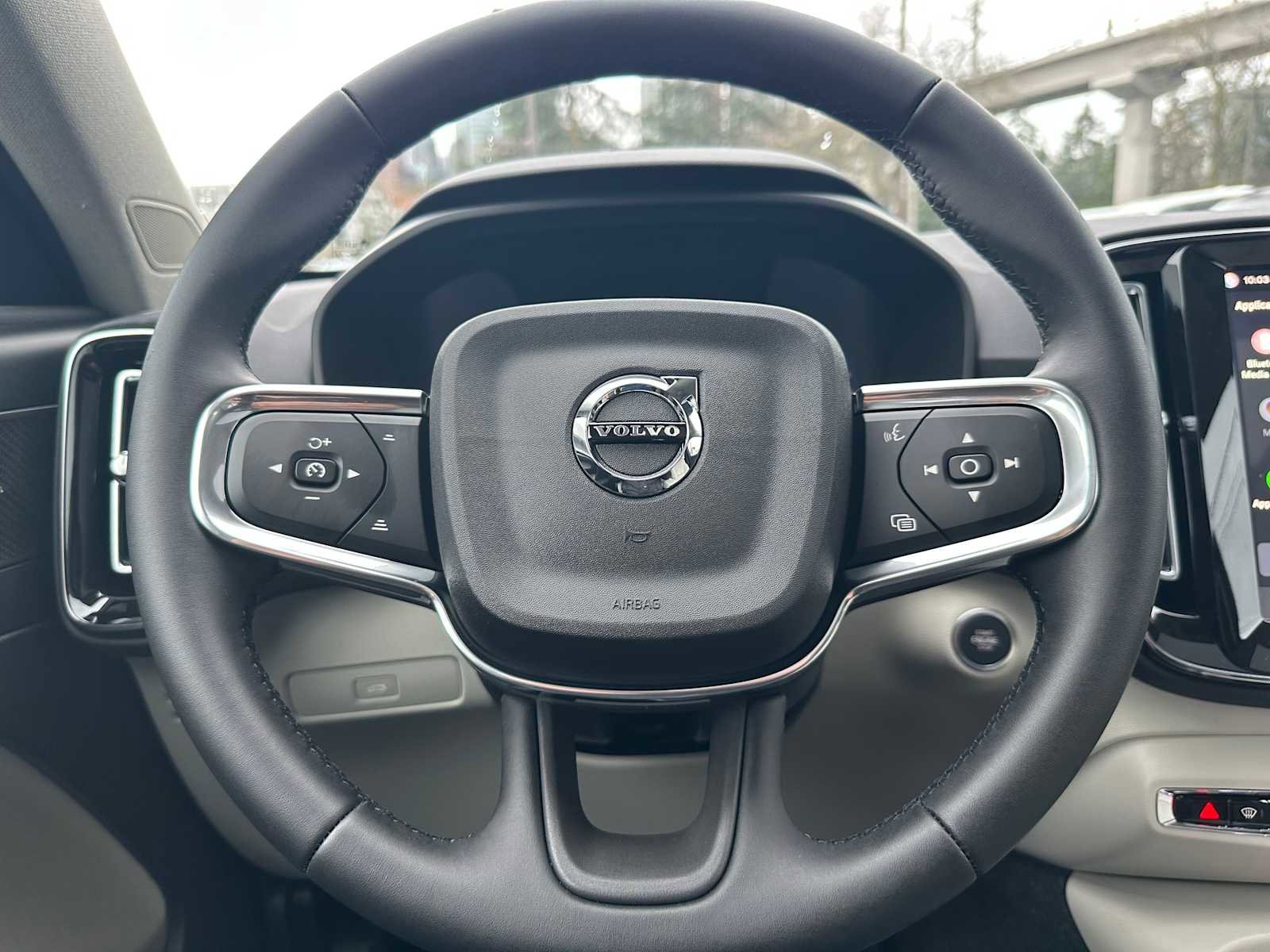 New 2026 Volvo XC40 B5 Ultra w/ Climate Package image 24