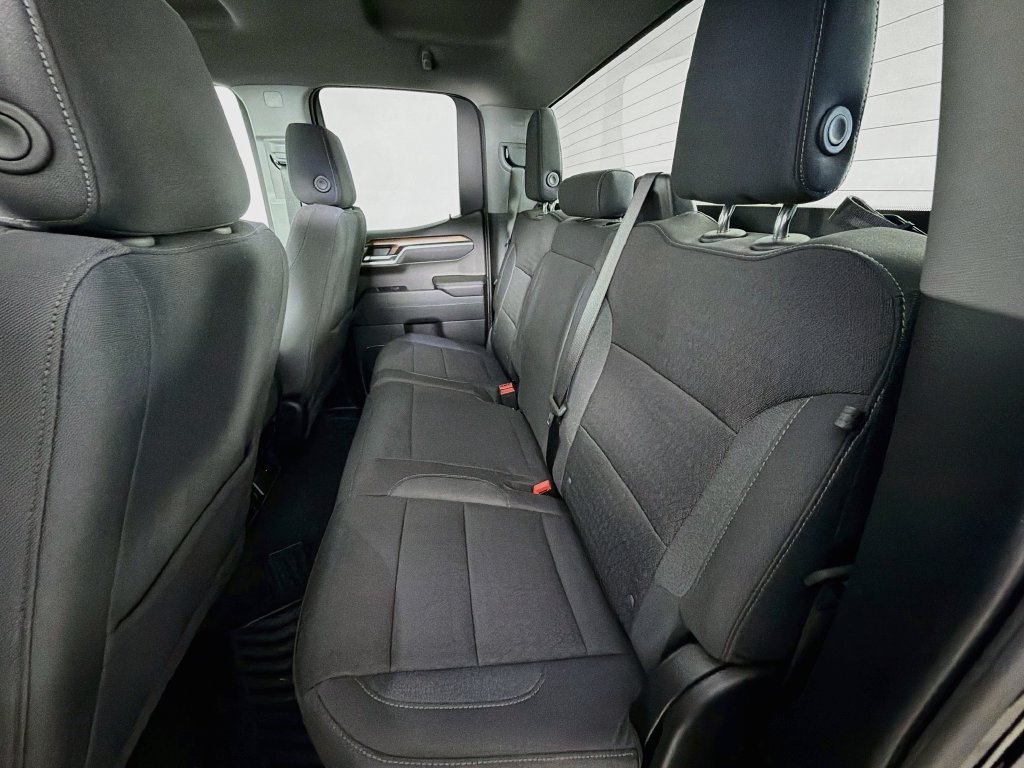 Used 2025 Chevrolet Silverado 1500 RST AWD/4WD image 24