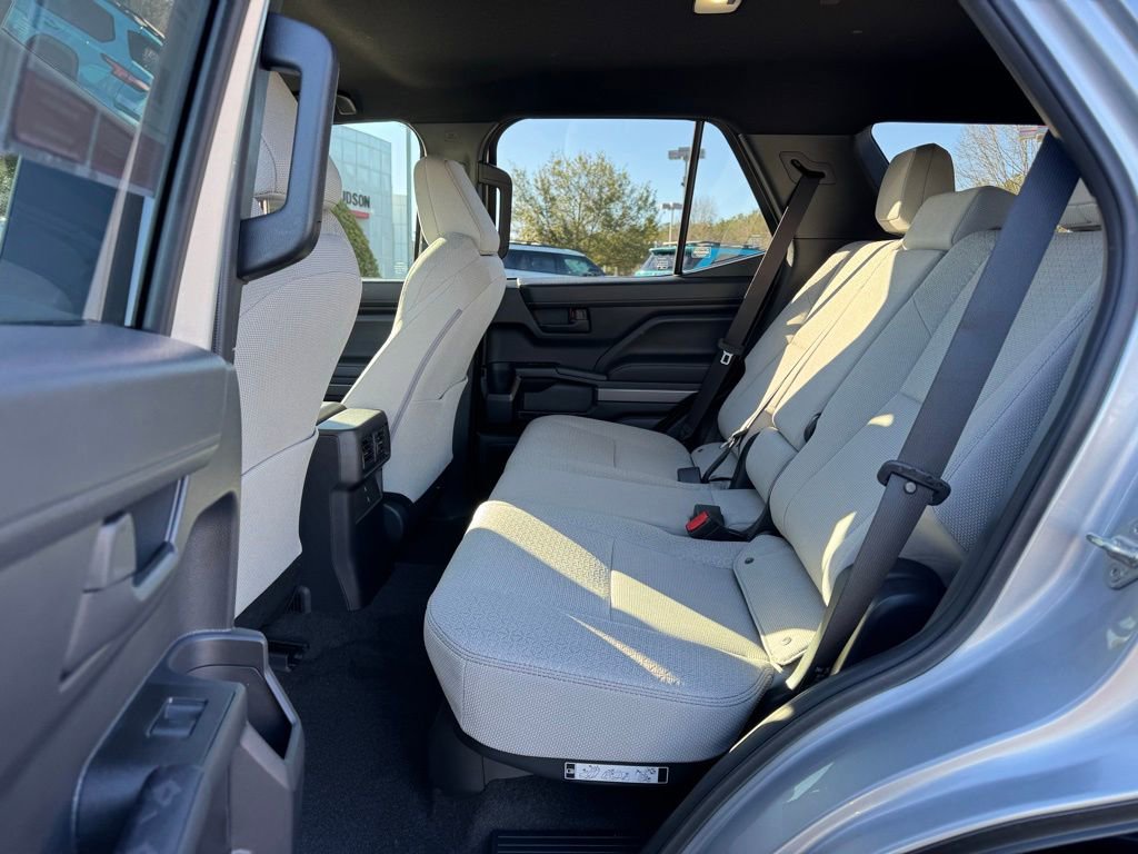 Used 2025 Toyota 4Runner SR5 image 12