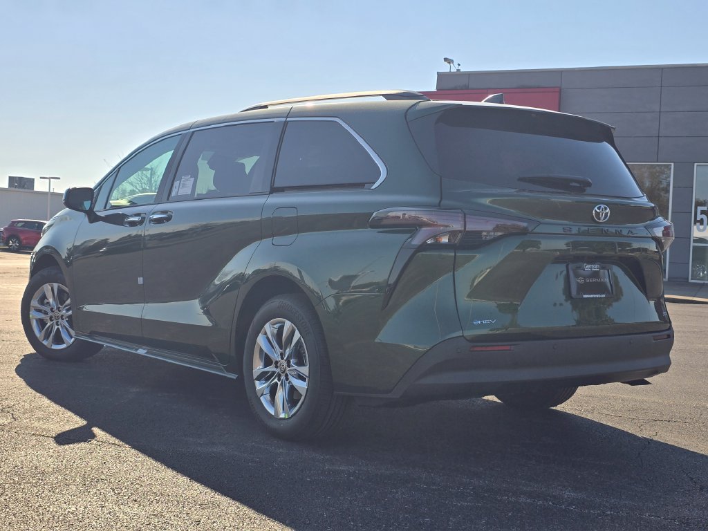 New 2026 Toyota Sienna XLE FWD image 15