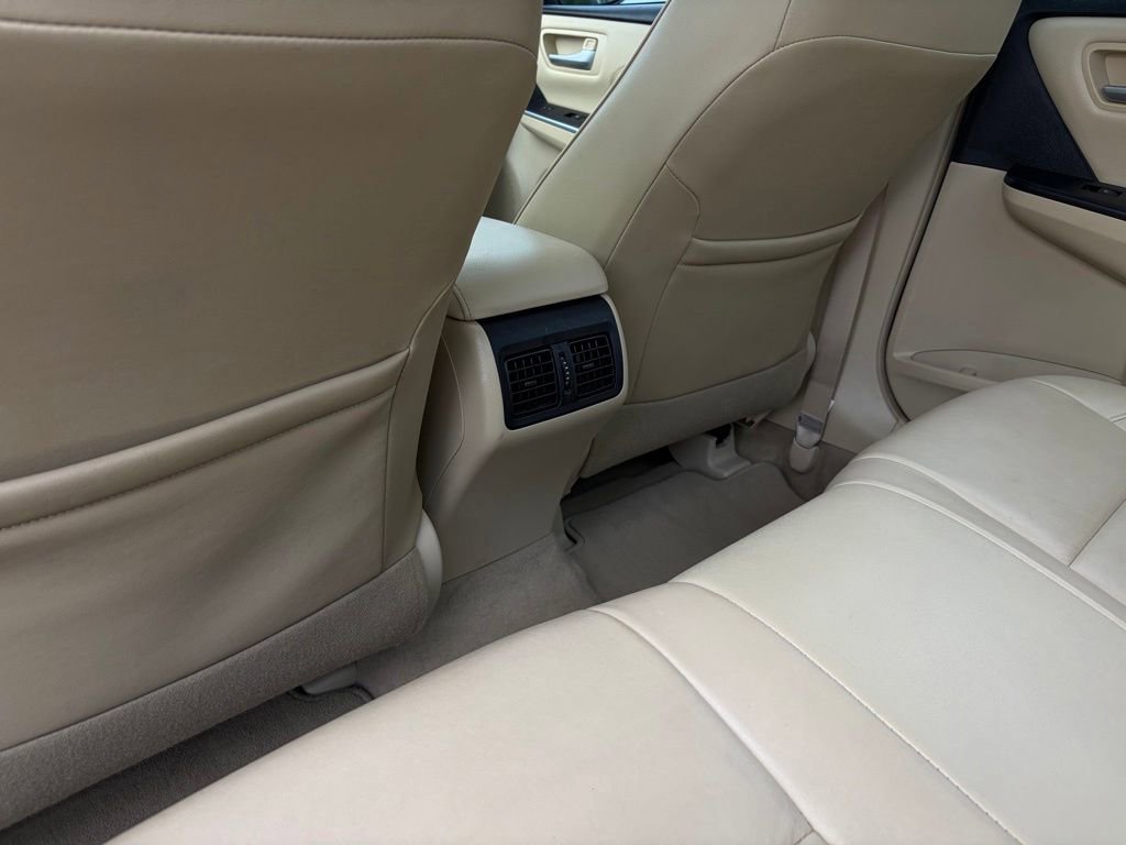 Used 2017 Toyota Camry XLE FWD image 26