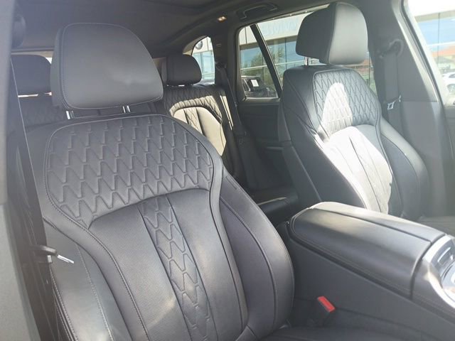Used 2025 BMW X5 xDrive50e image 19