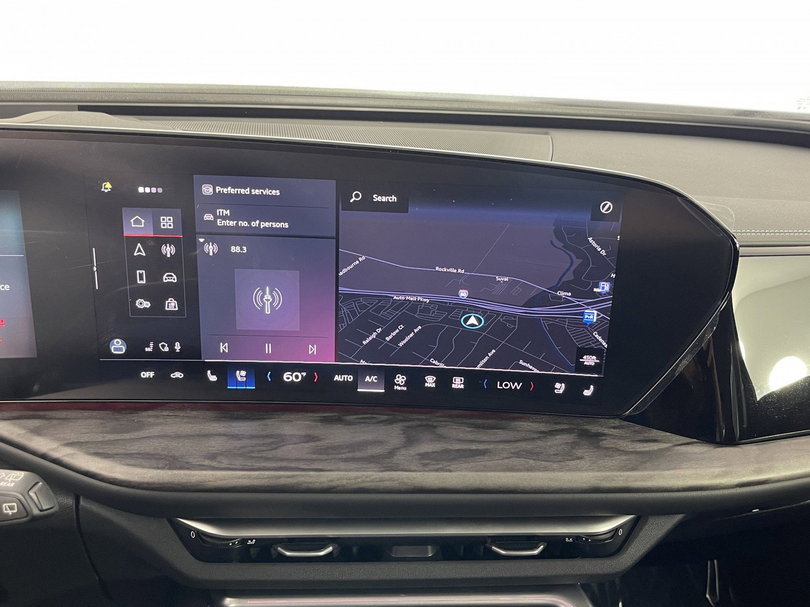 New 2025 Audi Q5 Premium Plus image 28