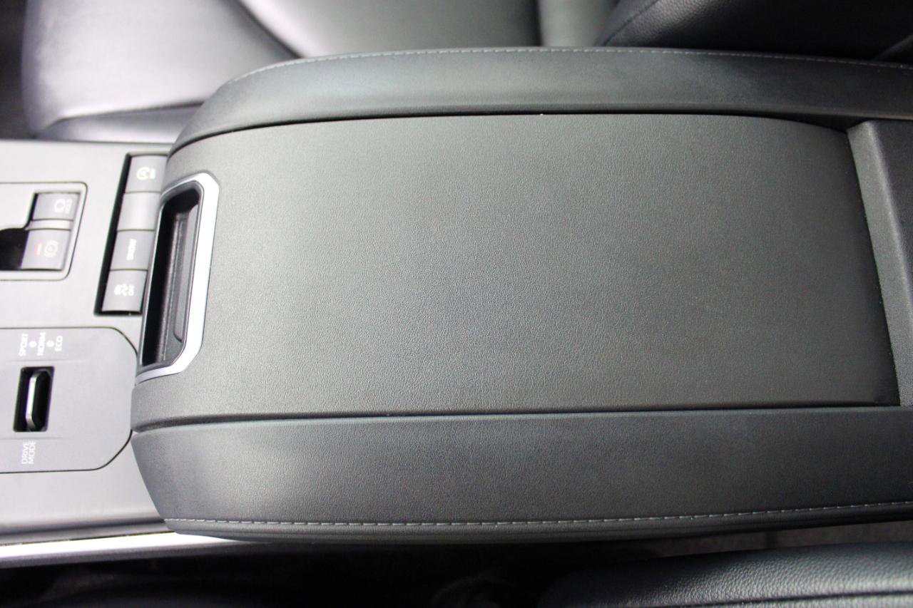 Used 2021 Toyota Highlander XLE image 60