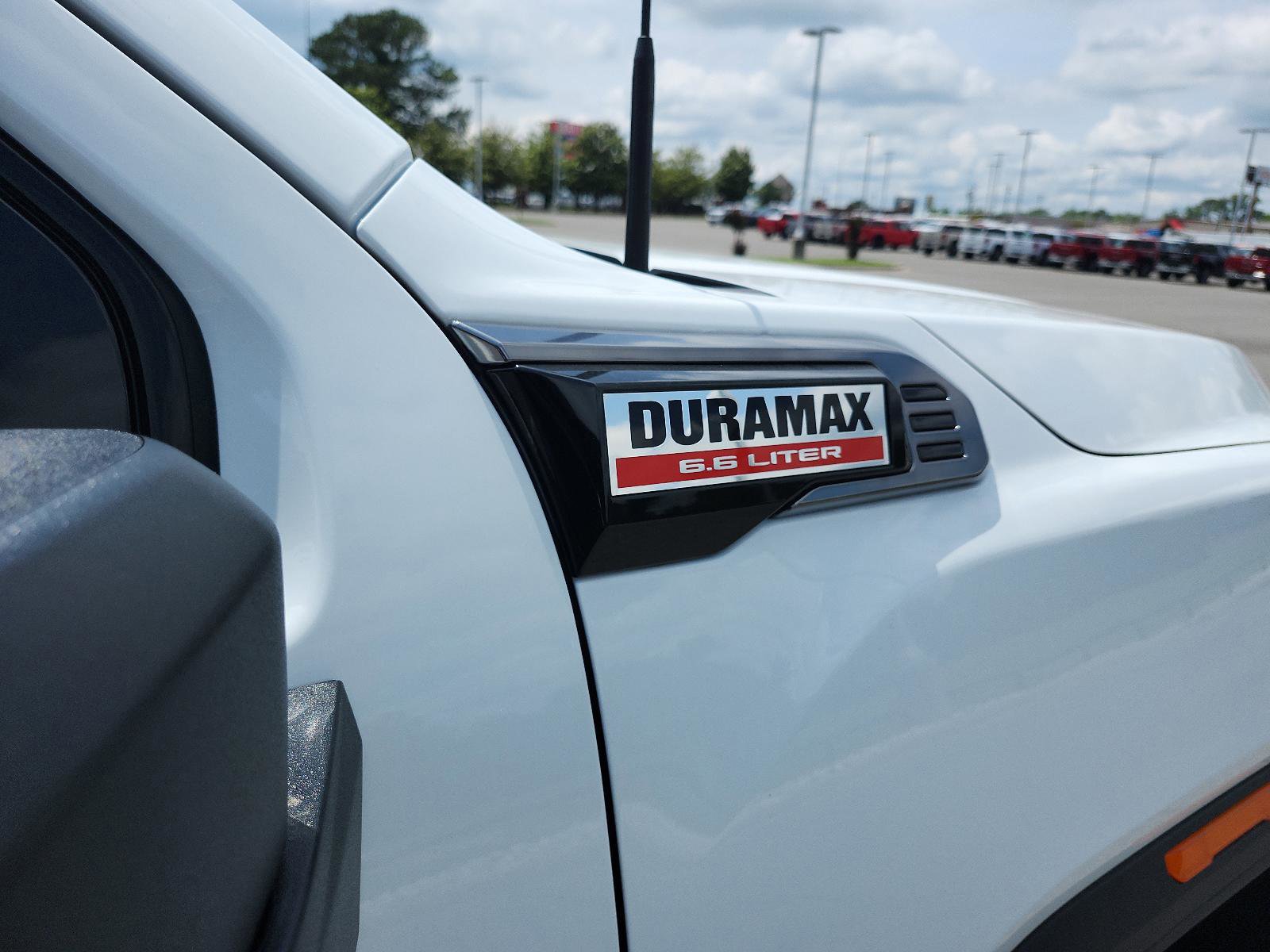 New 2026 GMC Sierra 2500 AT4 w/ AT4 Premium Plus Package AWD/4WD image 6