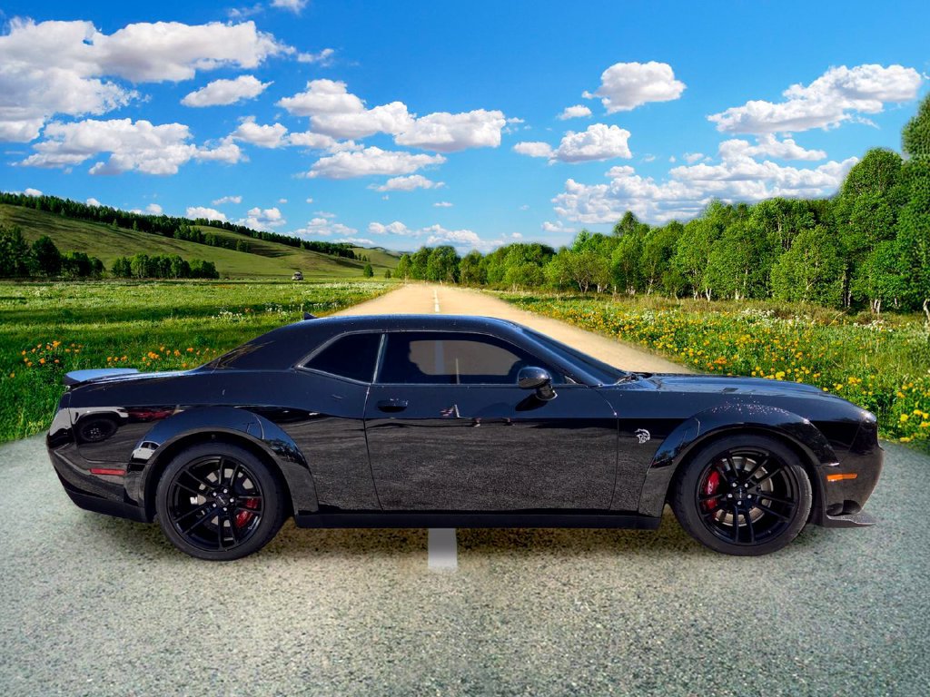 Used 2022 Dodge Challenger SRT Hellcat RWD image 7