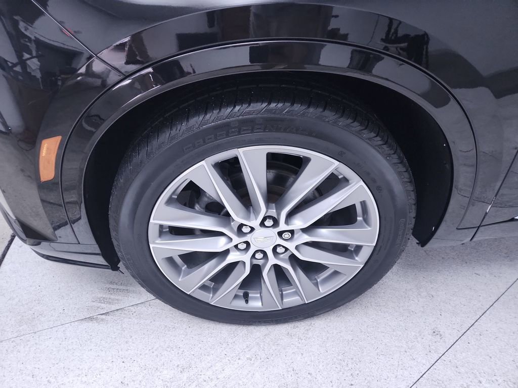Used 2021 Cadillac XT6 Sport w/ LPO, Floor Liner Package AWD/4WD image 10
