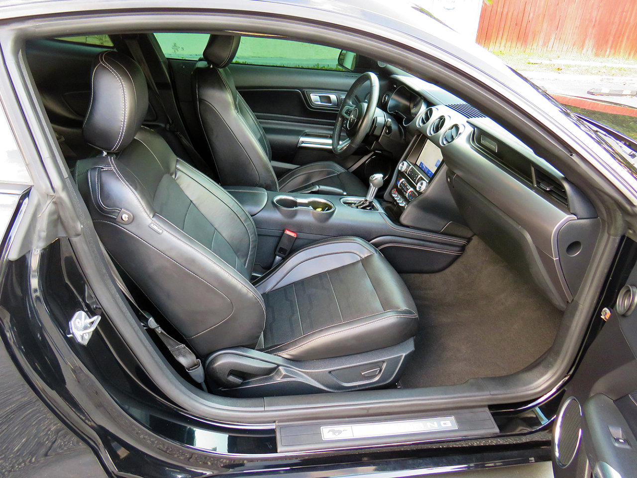 Used 2021 Ford Mustang GT Premium w/ Equipment Group 401A image 15