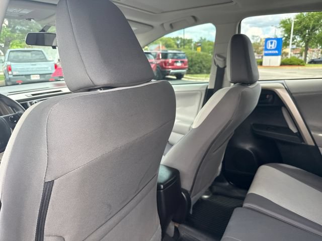 Used 2013 Toyota RAV4 XLE AWD/4WD image 21