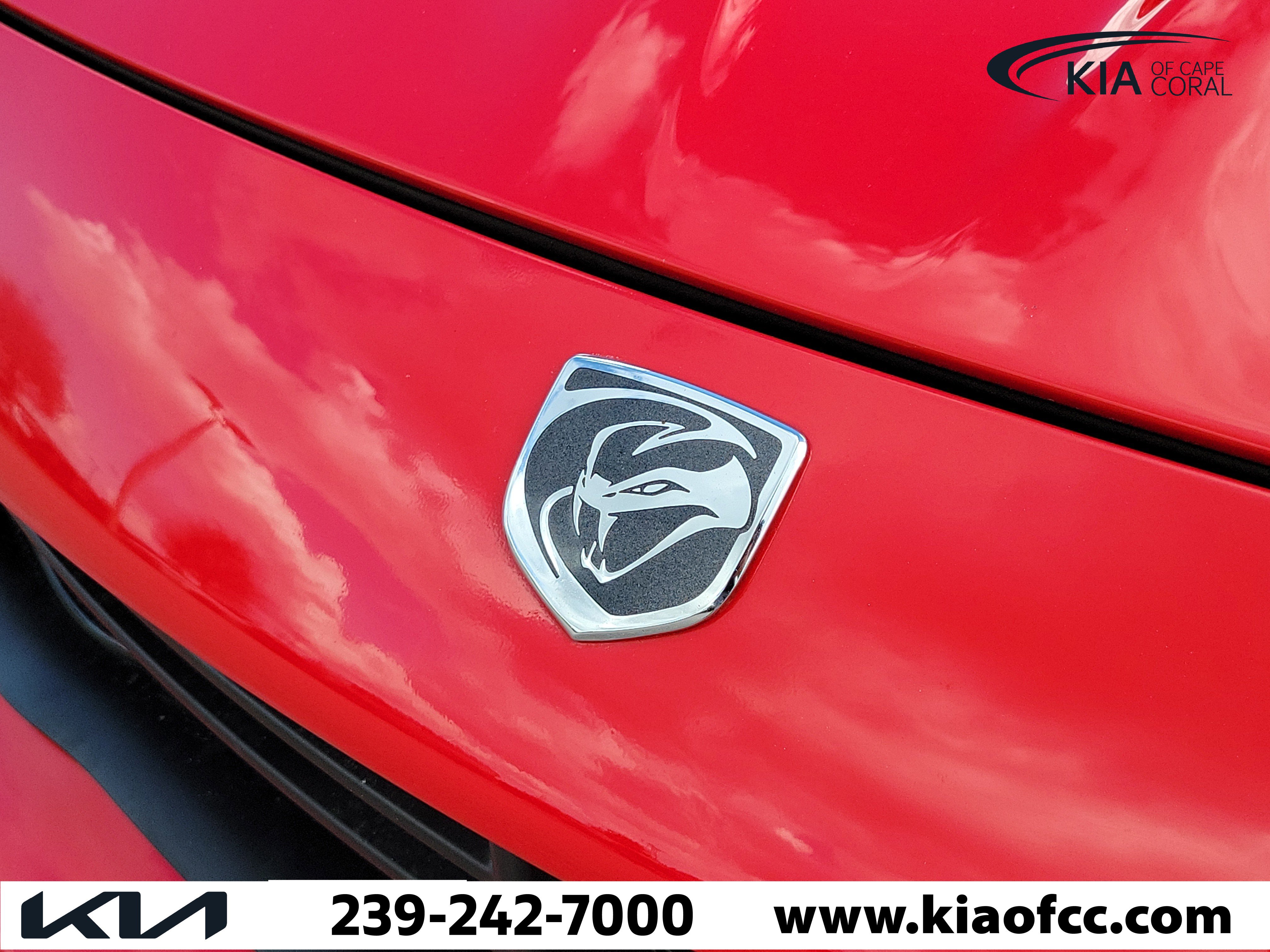 Used 2013 SRT Viper GTS w/ GTS Laguna Interior Pkg image 4