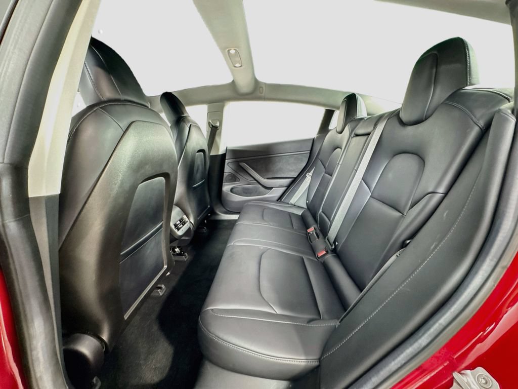 Used 2018 Tesla Model 3 Mid Range RWD image 13