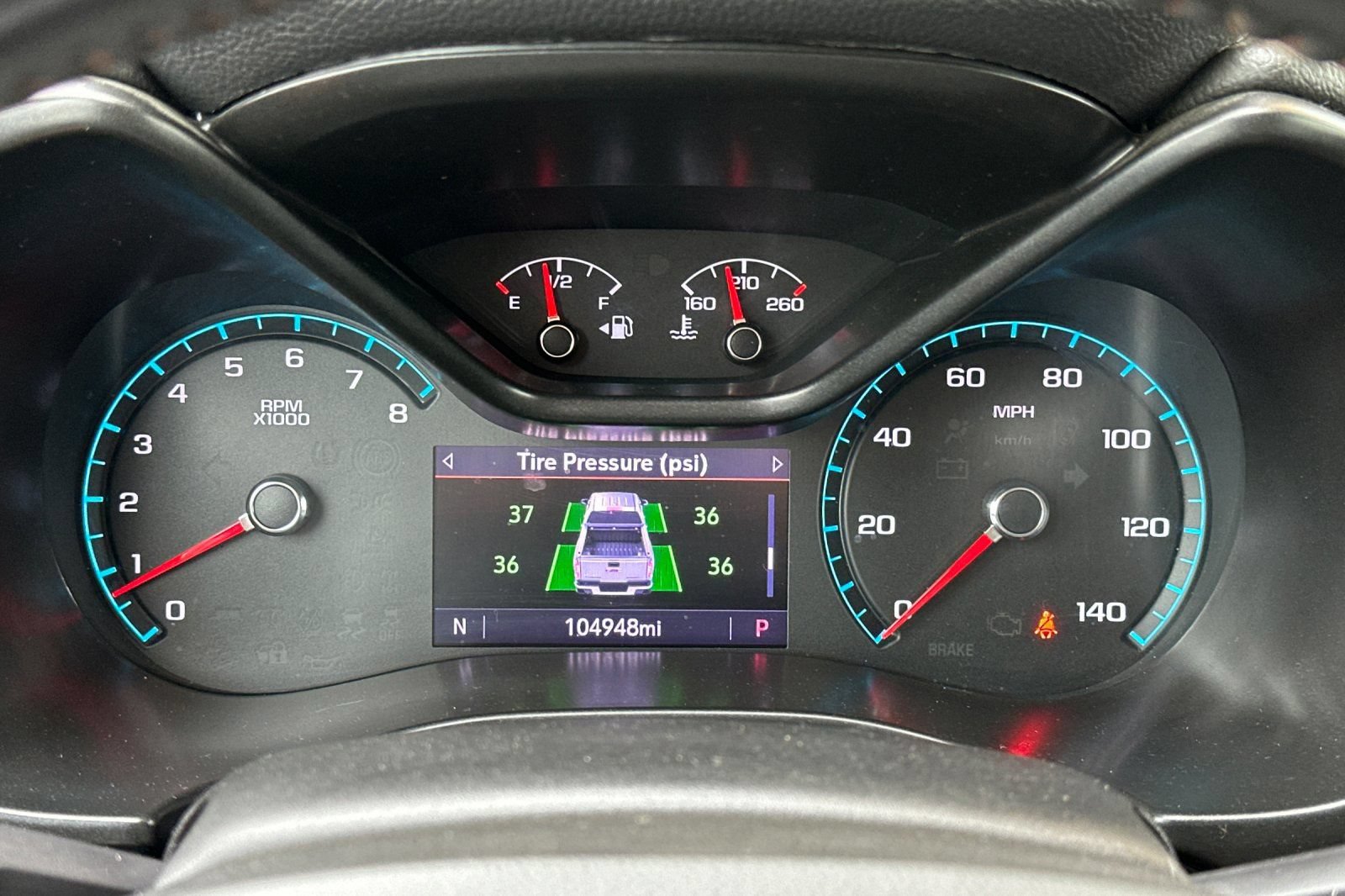 Used 2022 GMC Canyon AT4 w/ Driver Alert Package AWD/4WD image 23