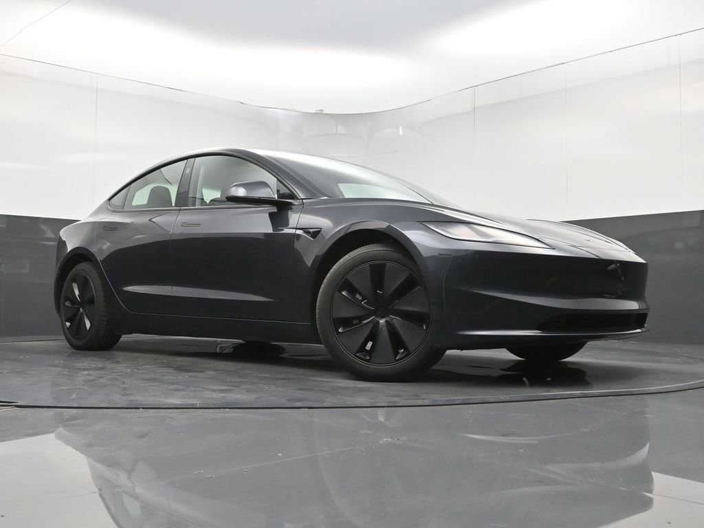 Used 2024 Tesla Model 3 Standard Range image 23