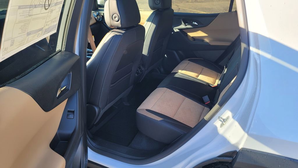 New 2026 Chevrolet Equinox ACTIV w/ Convenience Package III image 25