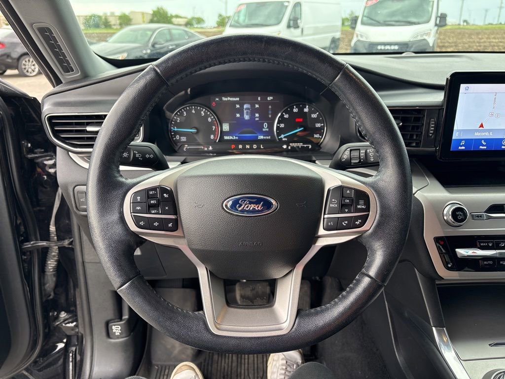 Used 2022 Ford Explorer XLT w/ Equipment Group 202A AWD/4WD image 31