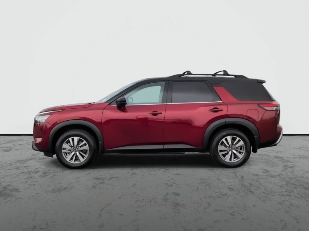 Used 2023 Nissan Pathfinder SL FWD image 5