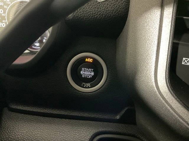 Used 2024 RAM 2500 Tradesman w/ Chrome Appearance Group image 15