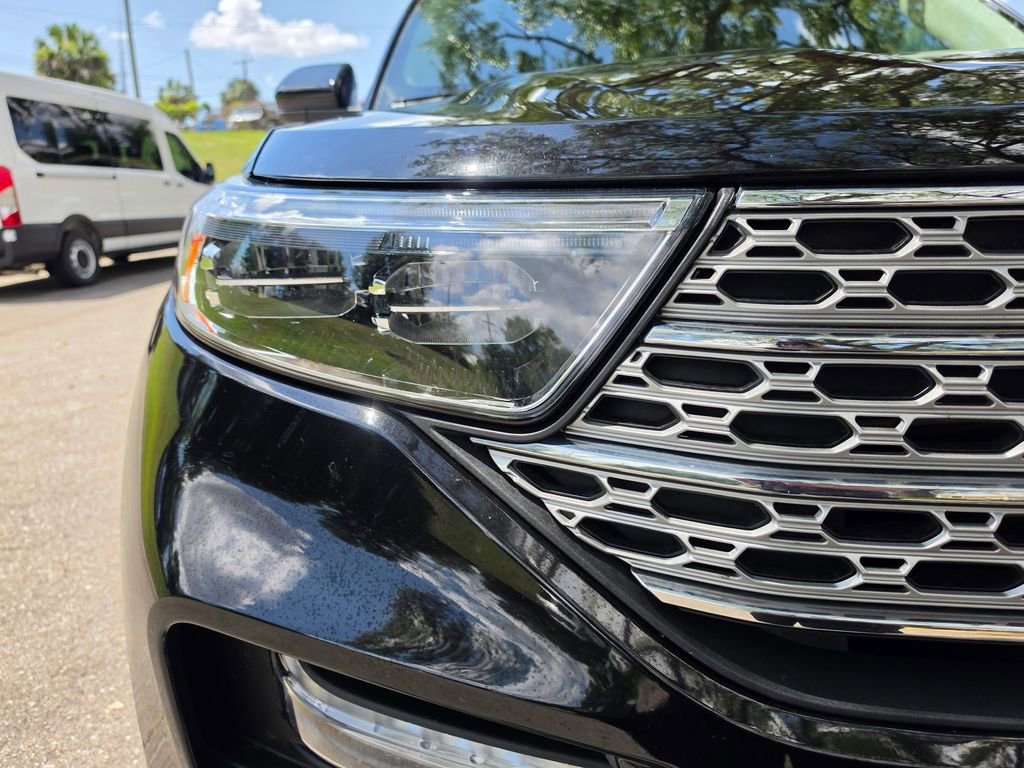 Used 2022 Ford Explorer Limited AWD/4WD image 12