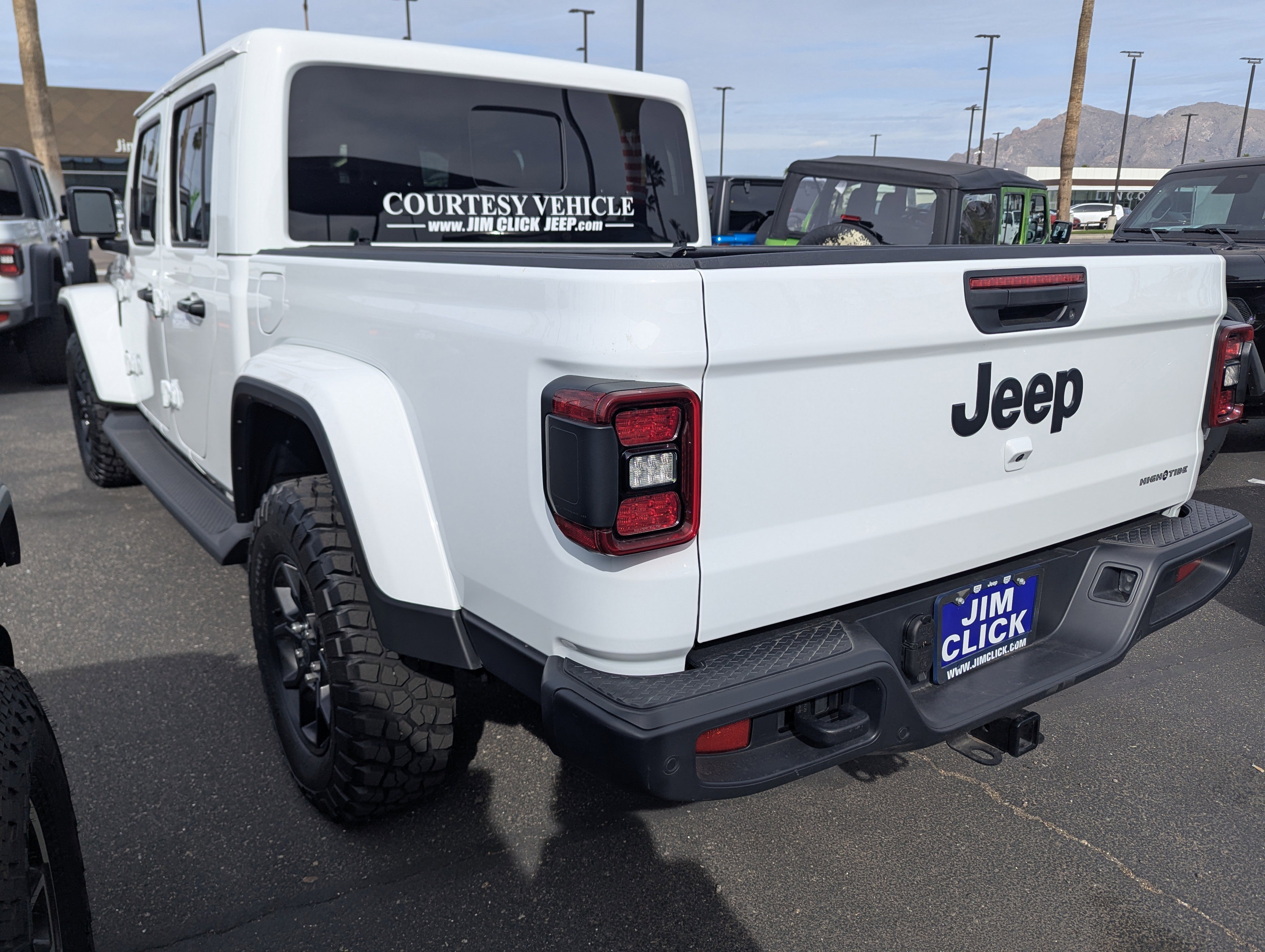 New 2025 Jeep Gladiator Sport image 4