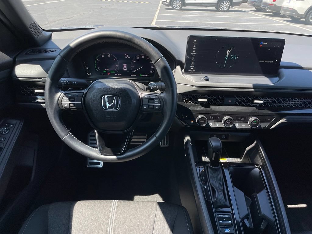 Certified 2025 Honda Accord Sport image 11