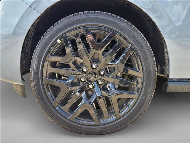 New 2027 Ford Expedition Platinum w/ Stealth Performance Package AWD/4WD image 10