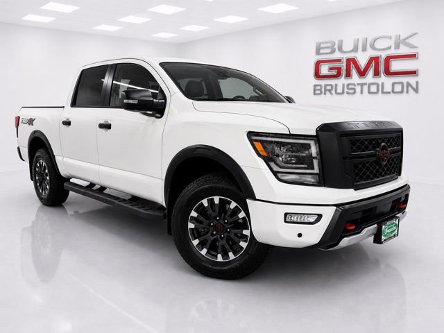 Used 2023 Nissan Titan PRO-4X w/ Pro-4x Convenience Package AWD/4WD image 2