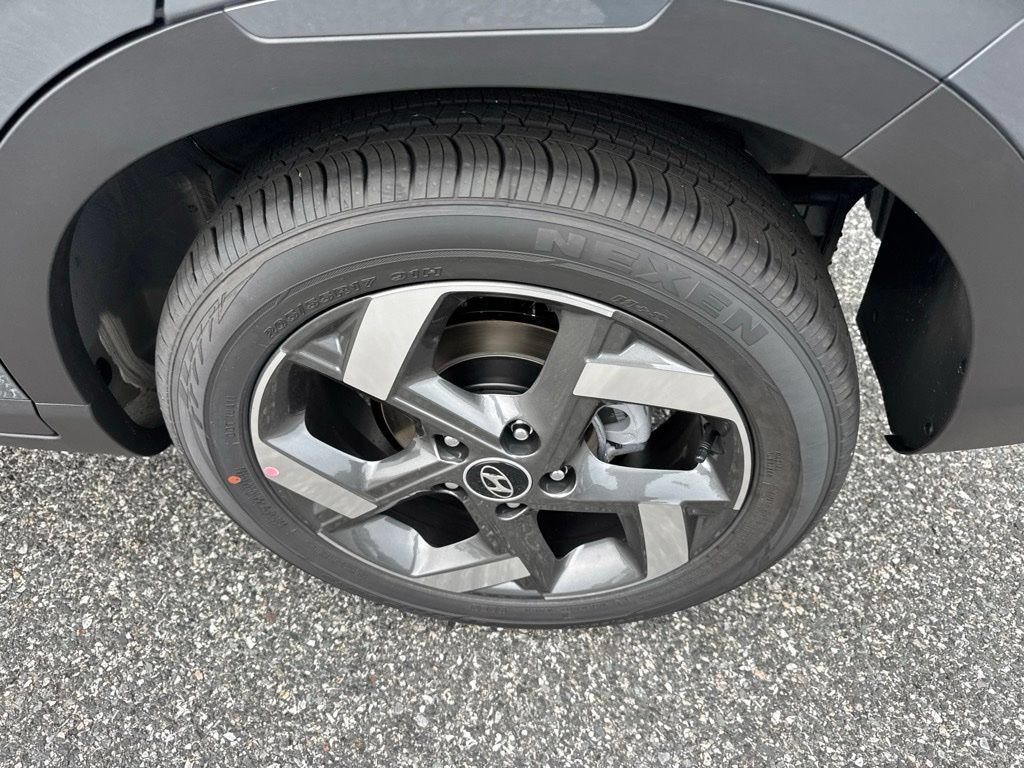 New 2026 Hyundai Venue SEL FWD image 17