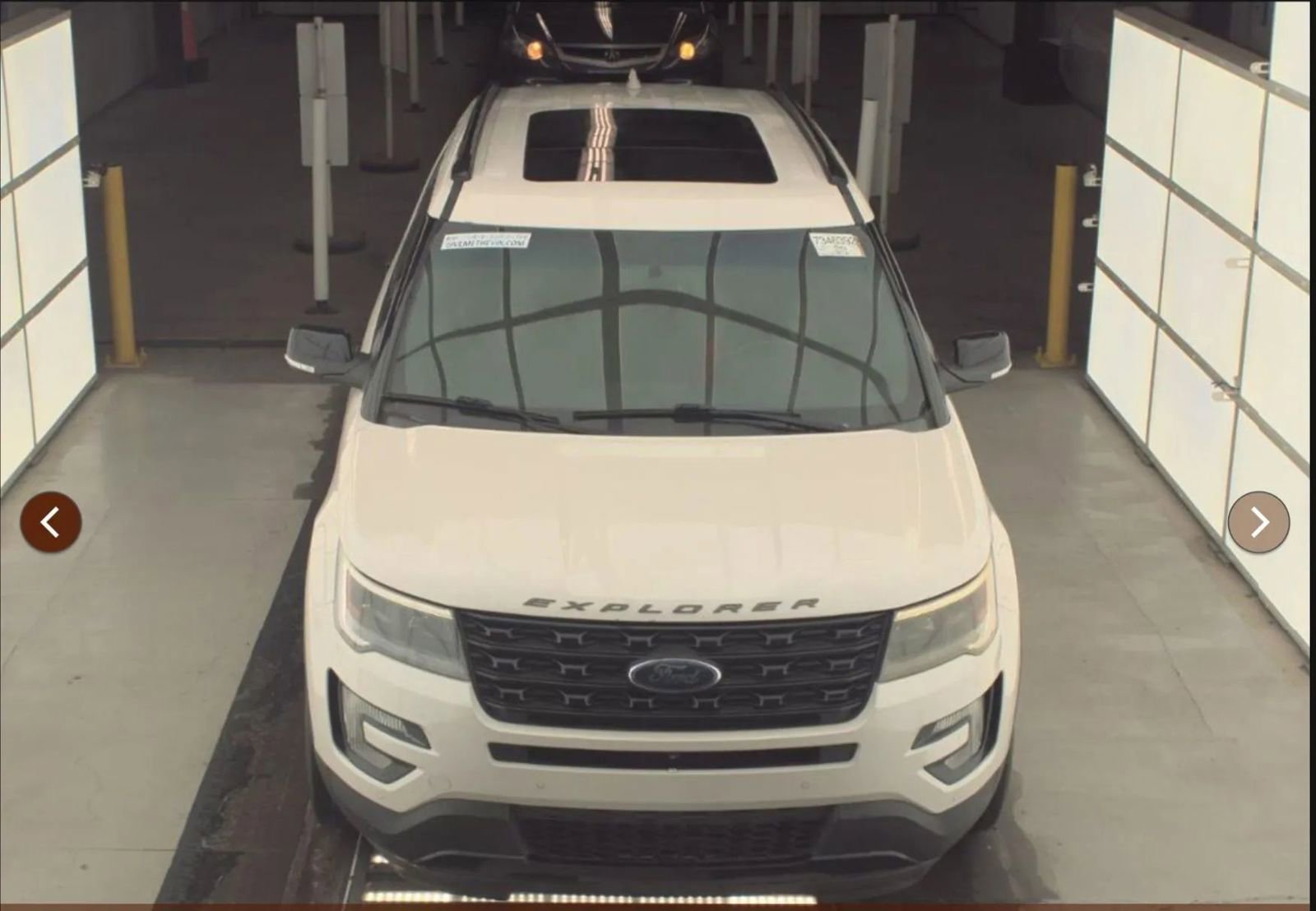 Used 2016 Ford Explorer Sport w/ Equipment Group 401A AWD/4WD image 2