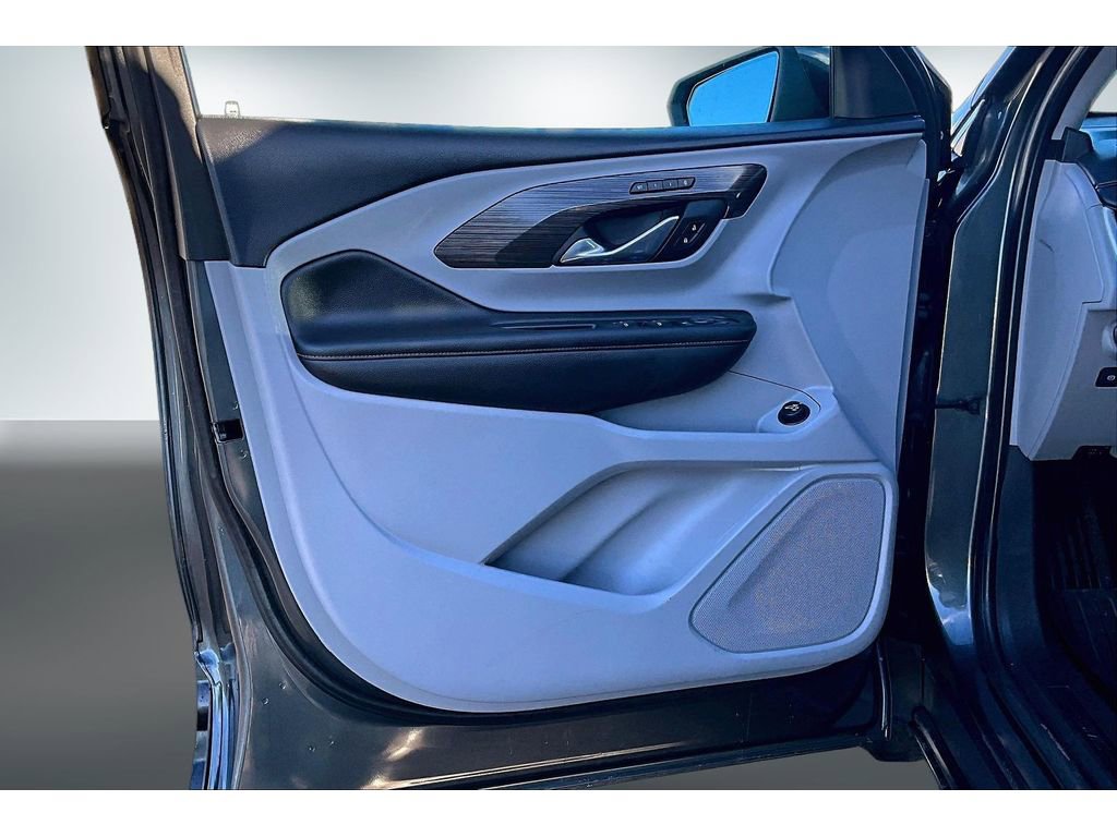 Used 2021 GMC Terrain SLT w/ LPO, Floor Liner Package image 17