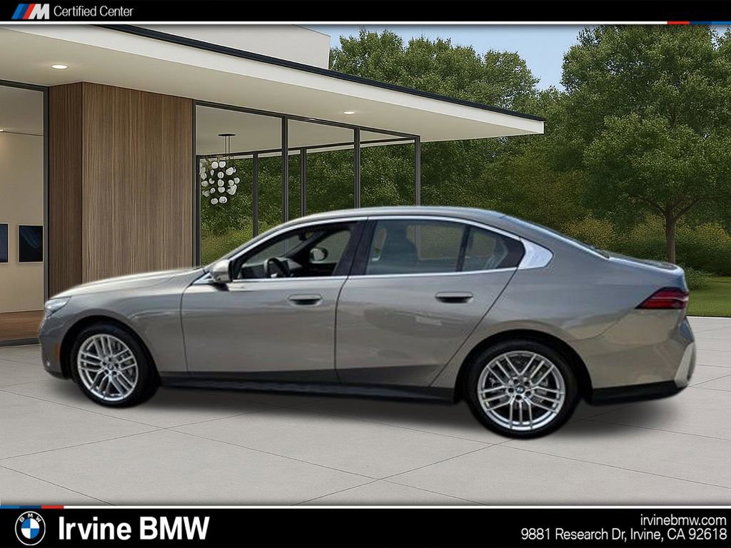 Used 2025 BMW 530i image 13