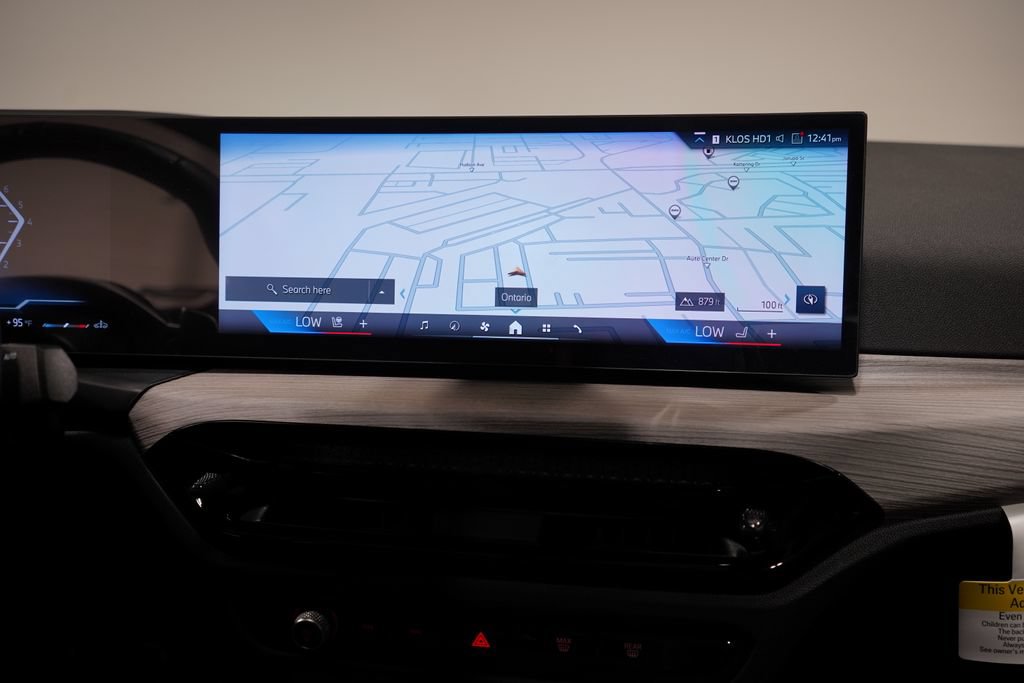 Used 2026 BMW 430i Coupe w/ M Sport Package RWD image 14