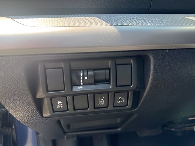 Used 2019 Subaru Outback 2.5i AWD/4WD image 12