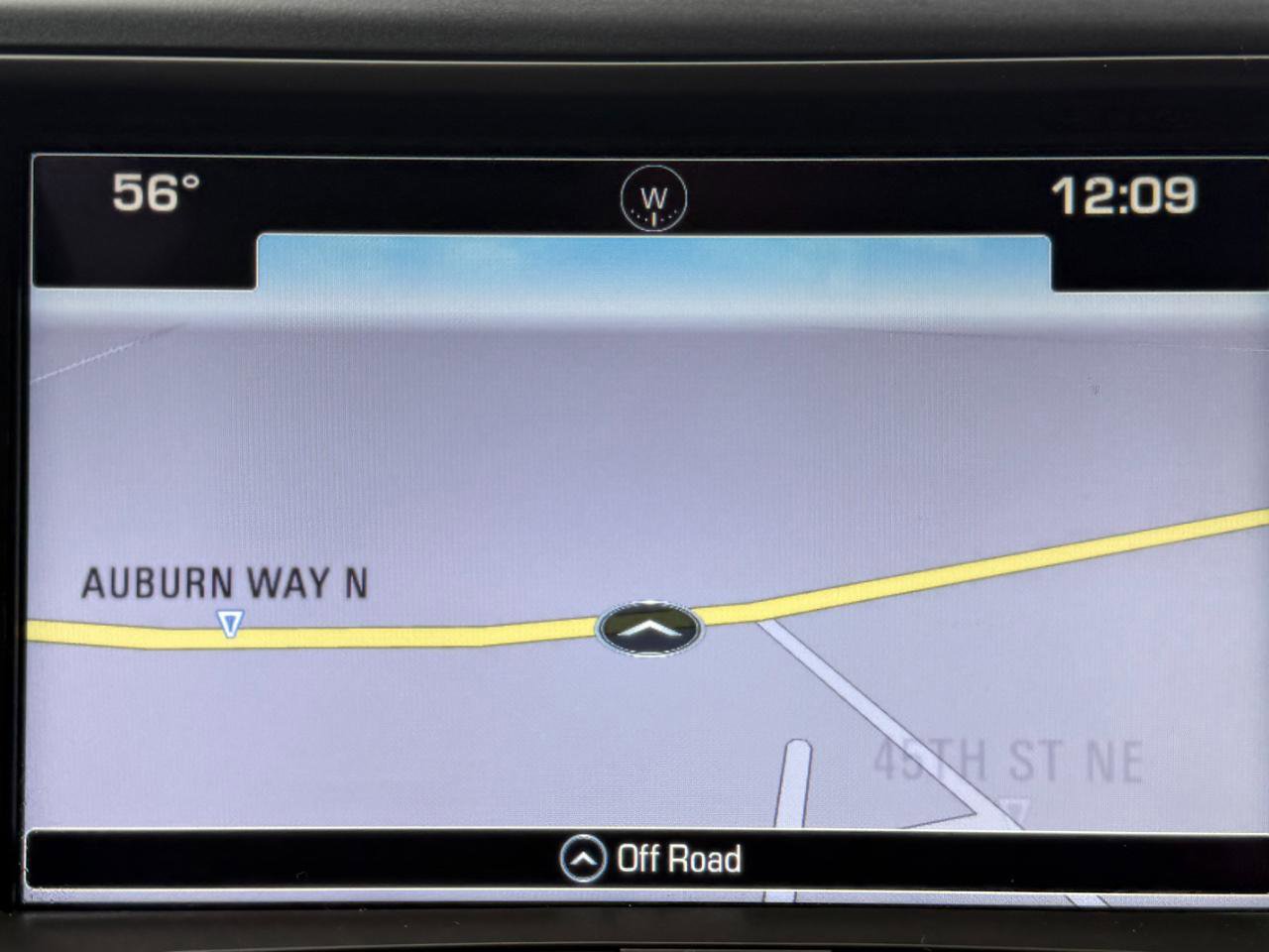 Used 2019 Chevrolet Corvette Stingray Coupe w/ Carbon Flash Badge Package image 23