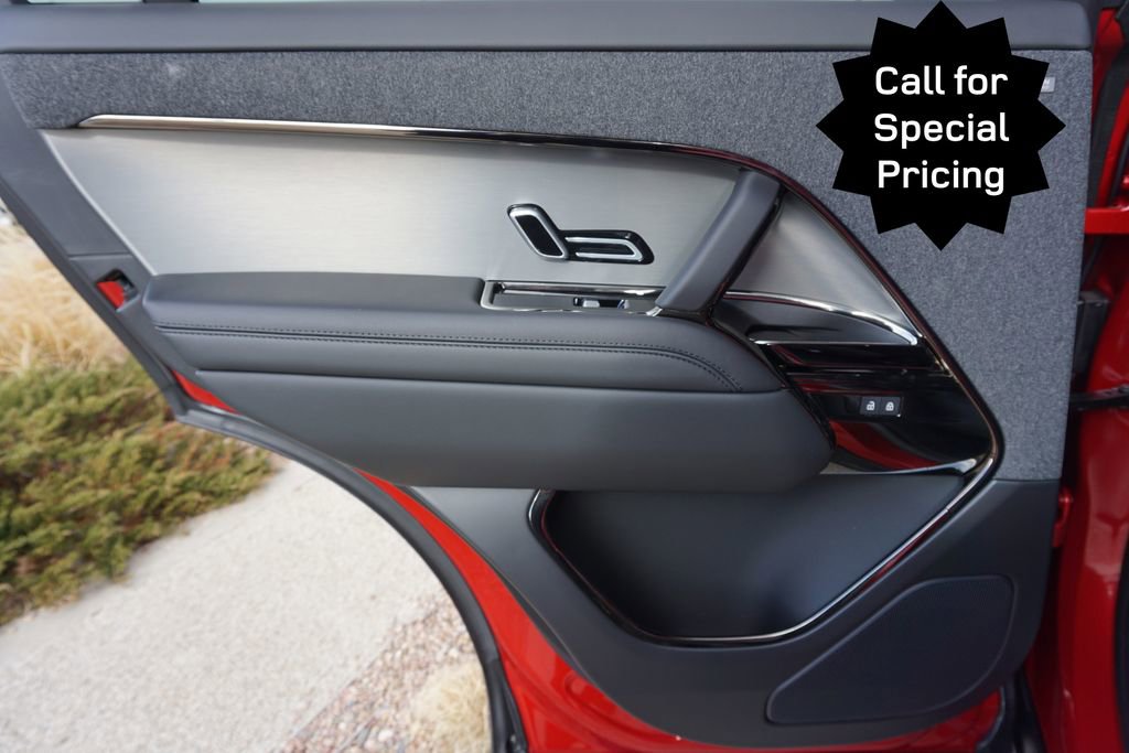 New 2025 Land Rover Range Rover Sport Dynamic SE image 28