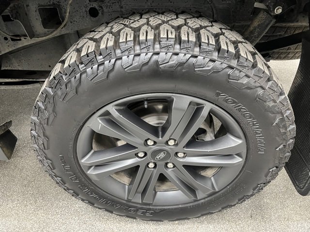 Used 2023 Ford F150 Lariat w/ Equipment Group 502A High image 14